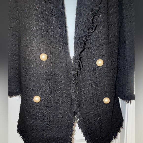 Zara Women's Black Frayed Tweed Boucle Blazer Jacket w Pearl Buttons, Small EUC - Picture 6 of 11